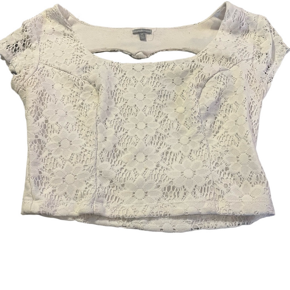 Charlotte Russe Tops - Charlotte Russe White Lace Crop Top